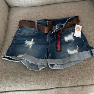 Brand new never worn Jean shorts NWT with brown belt